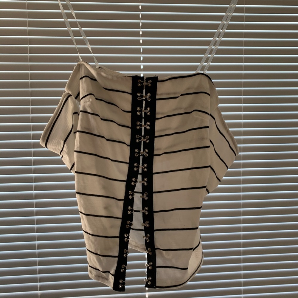 Charlotte Russe Off the Shoulder Top Size Small